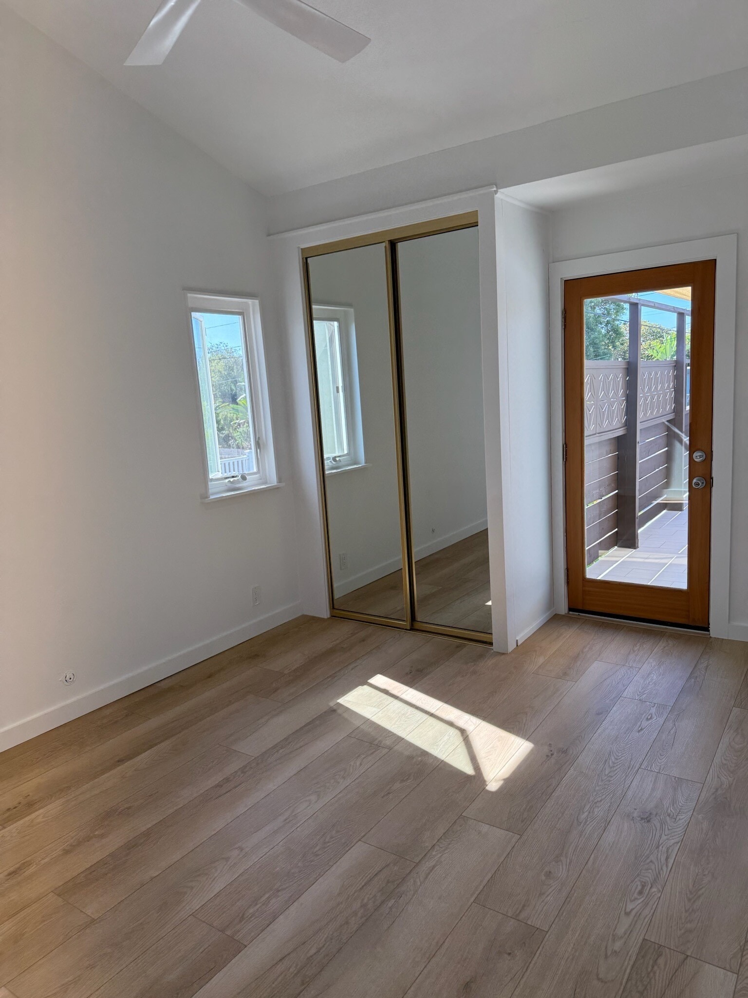 Guest bedroom + deck entry - 2271 Edinburg Ave