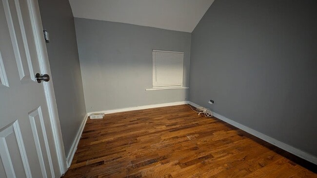 Building Photo - 58 E 100th St