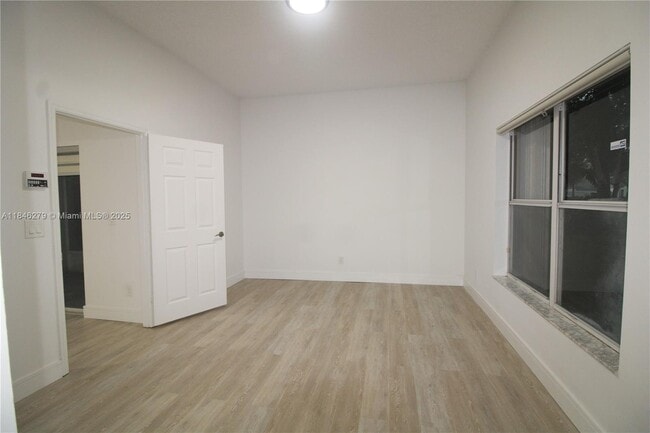 Building Photo - 16223 Emerald Cove Rd