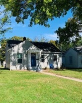 Building Photo - 848 W 43rd St