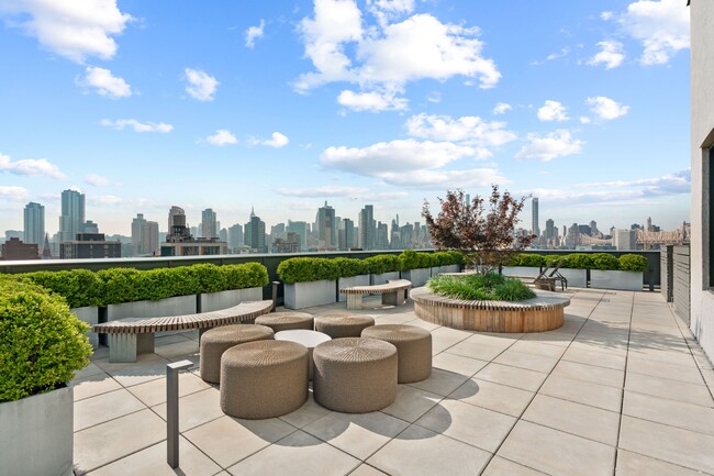 Building Photo - 22-18 Jackson Ave