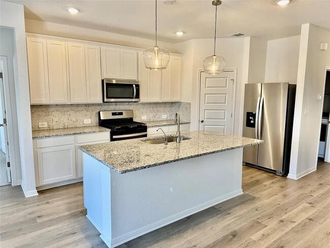 Building Photo - 486 El Capitan Lp