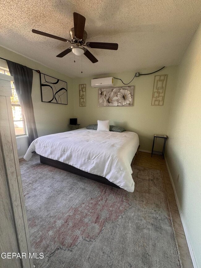 Building Photo - 386 McCune Rd