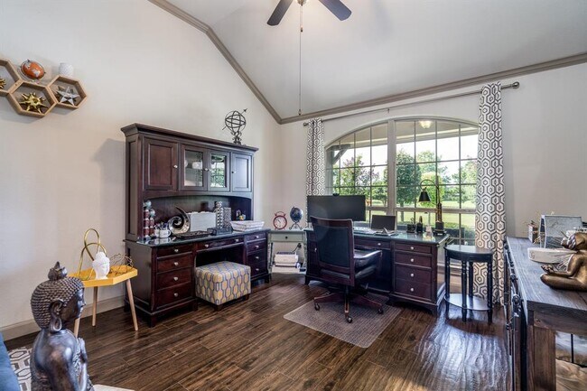 Building Photo - 18815 Ellis Bend Dr
