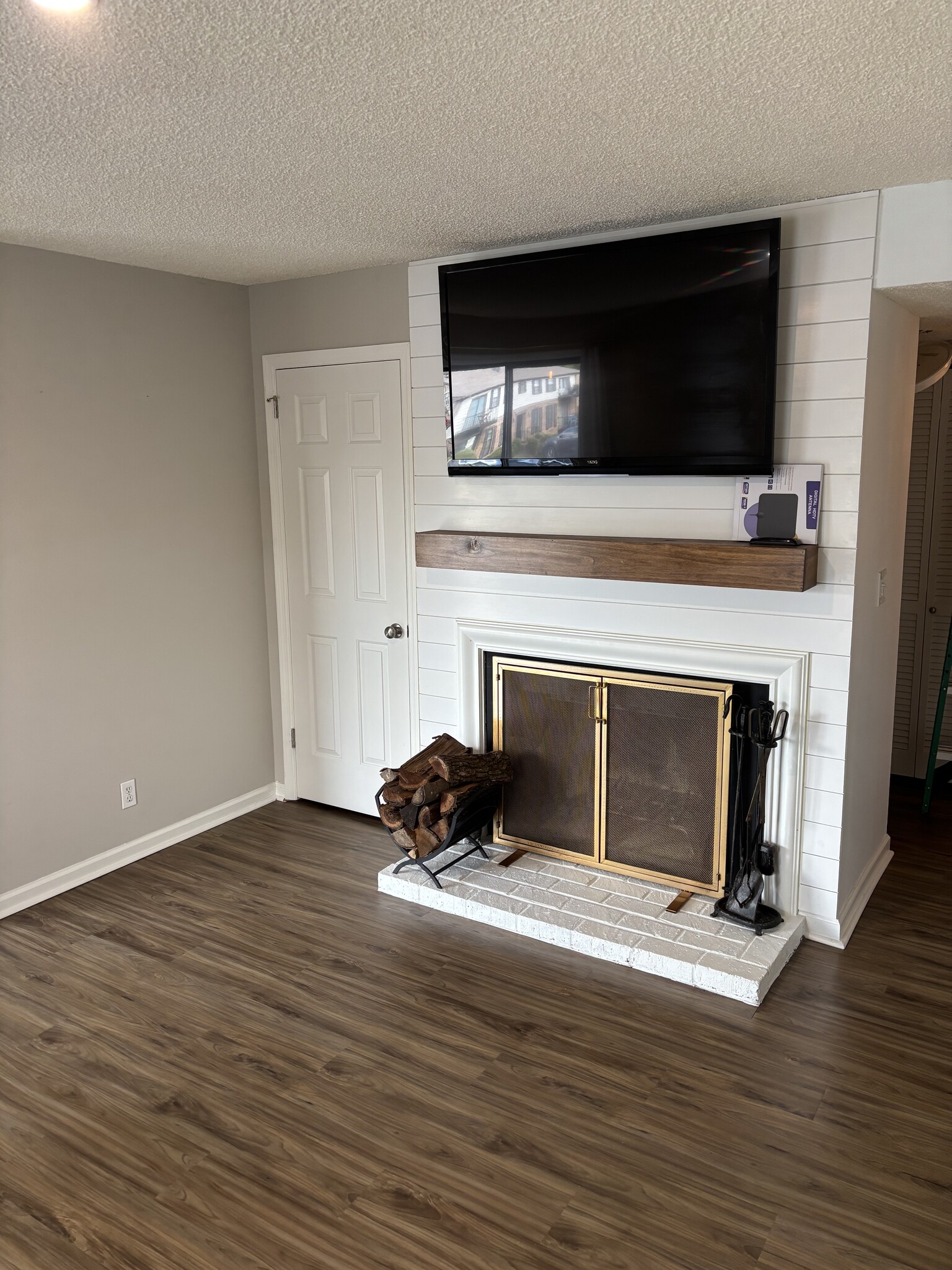 Building Photo - 5841 Brentwood Trce