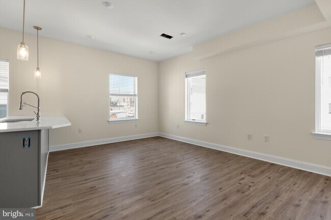 Building Photo - 509 Gorgas Ln