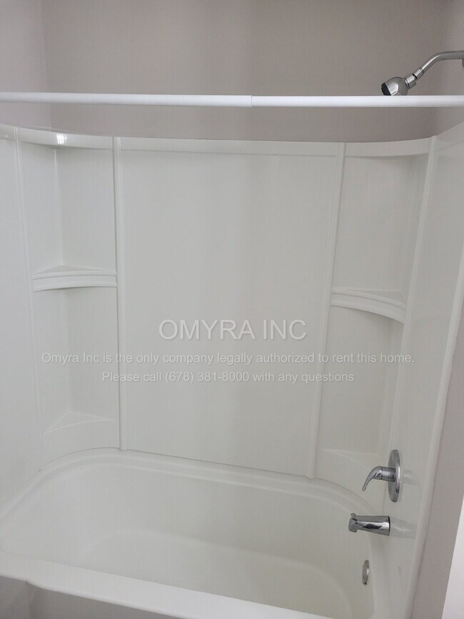 Building Photo - Charming 3 Bedroom Home in Snellville!