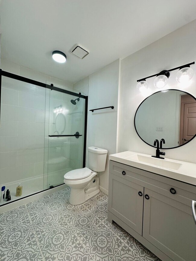 Building Photo - 103 Meadow Creek Dr