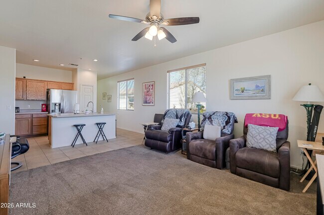 Building Photo - 935 Salida Ln