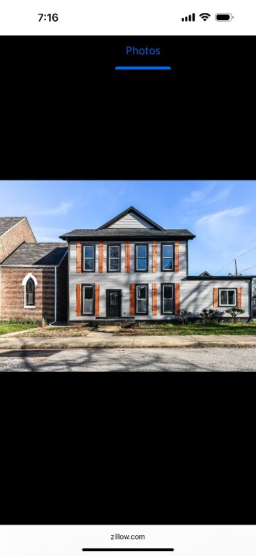 Building Photo - 809 Noble St