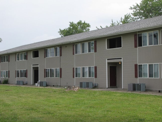 Primary Photo - Countryside Villas