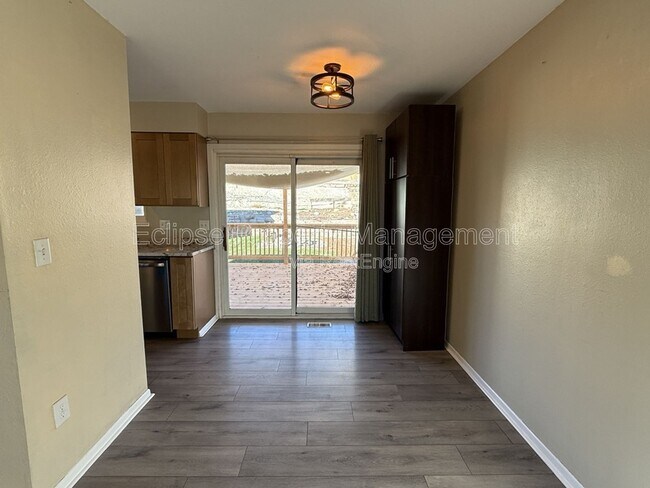 Building Photo - 2810.5 Bookcliff Ave