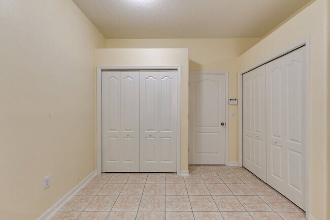 Building Photo - 19332 Everton Pl