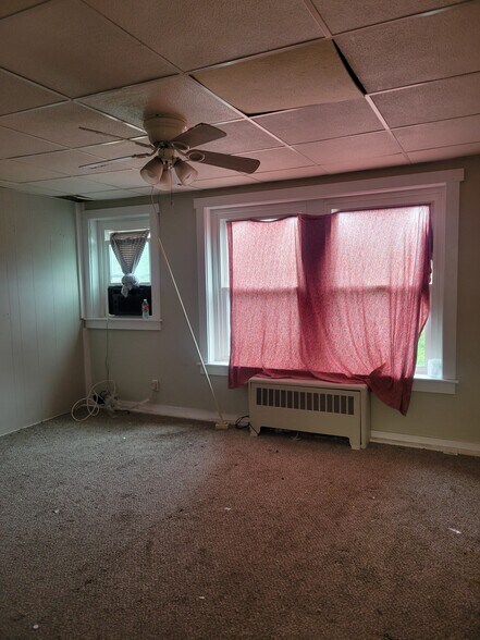 Building Photo - 2209 Elizabeth Ave