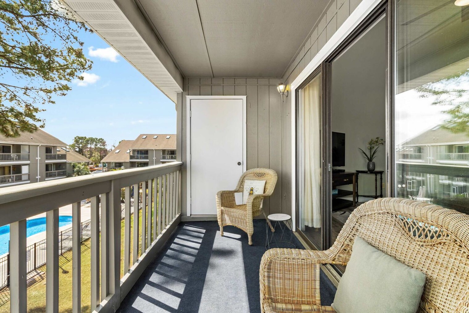 Building Photo - 1890E Auburn Ln