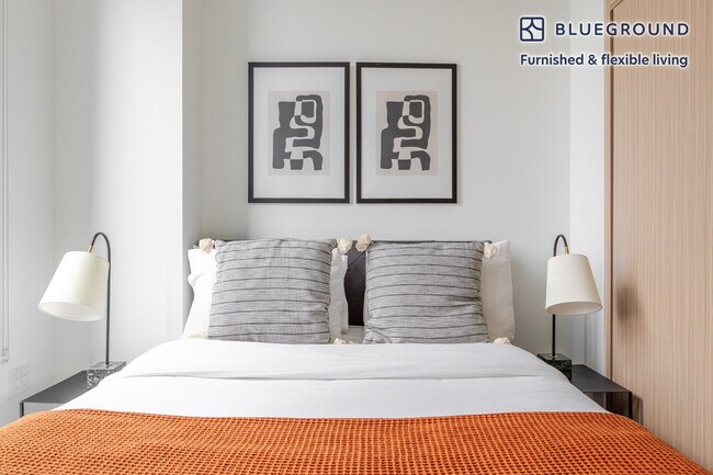 Building Photo - 240 3rd Ave