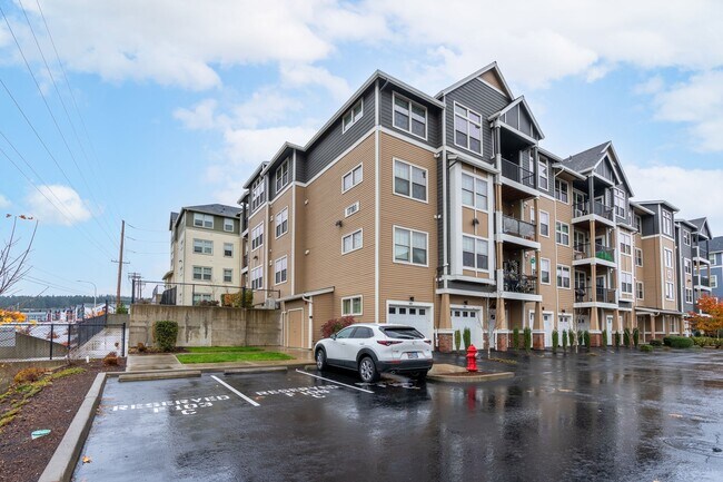 Building Photo - 17181 SW Snowdale St