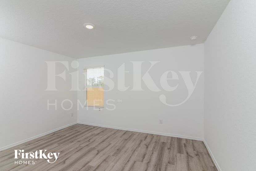 Building Photo - 10219 Ickham Ml Ct