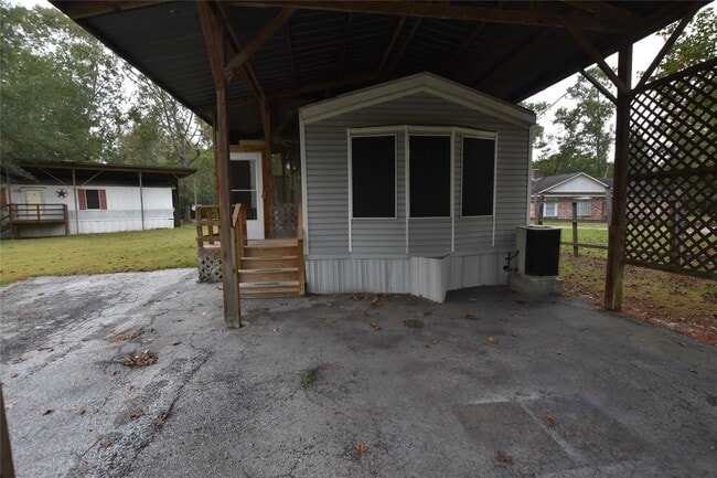 Building Photo - 21326 Big Tree Dr