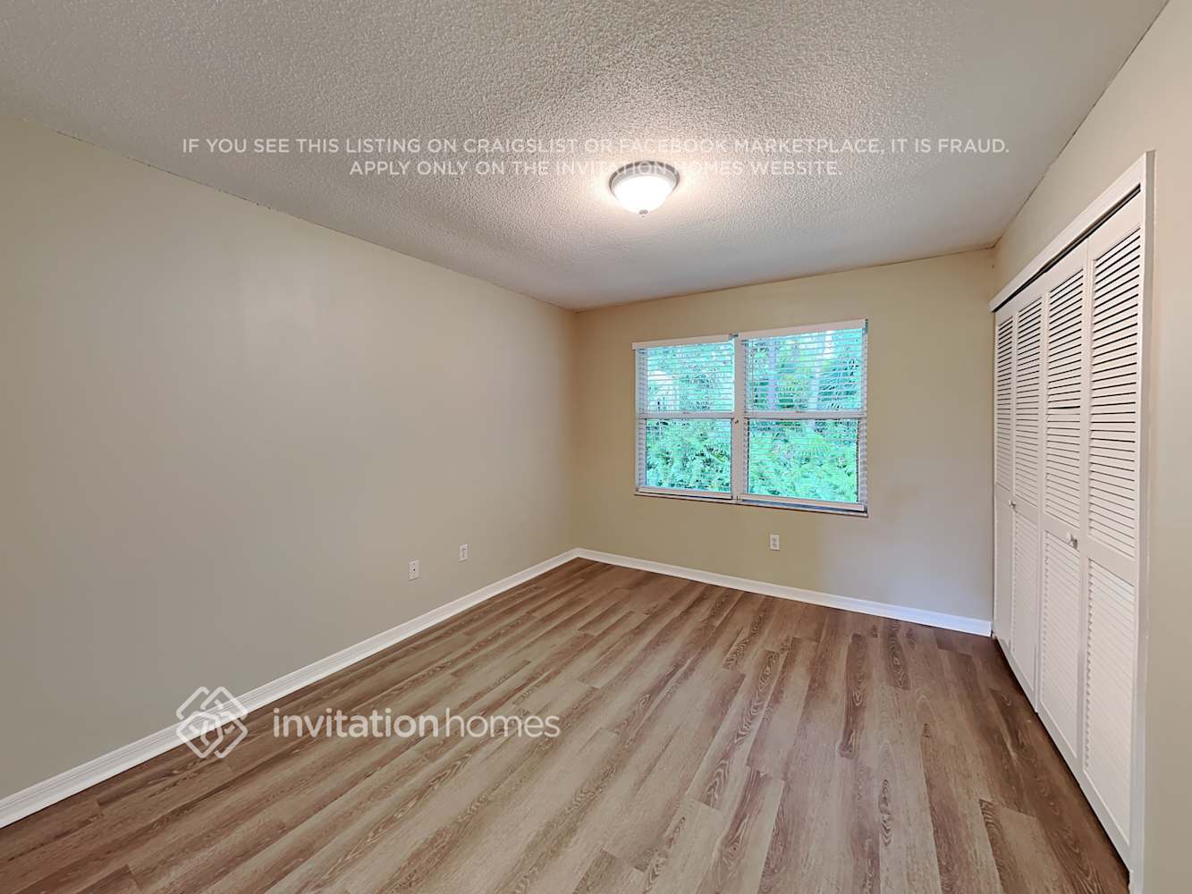 Building Photo - 37 Carriage Creek Way