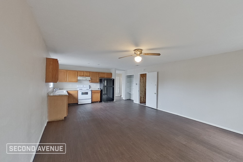 Building Photo - 9124 Pinehaven Dr