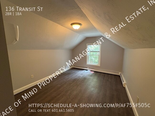Building Photo - 136 Transit St