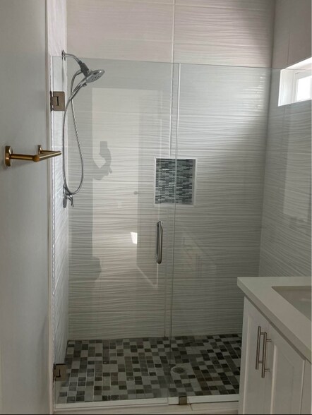 Building Photo - 201 W Rutherford Ave