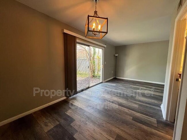 Building Photo - 3706 E North St