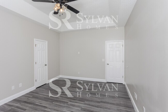 Building Photo - Coming HOME never felt so good!