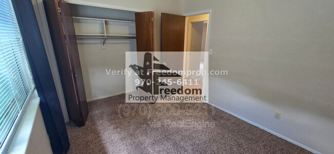 Building Photo - 175 Applewood Dr