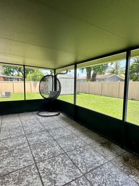 Building Photo - 846 Croton Dr