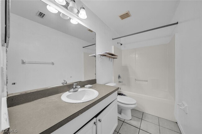 Building Photo - 4549 22nd St SW