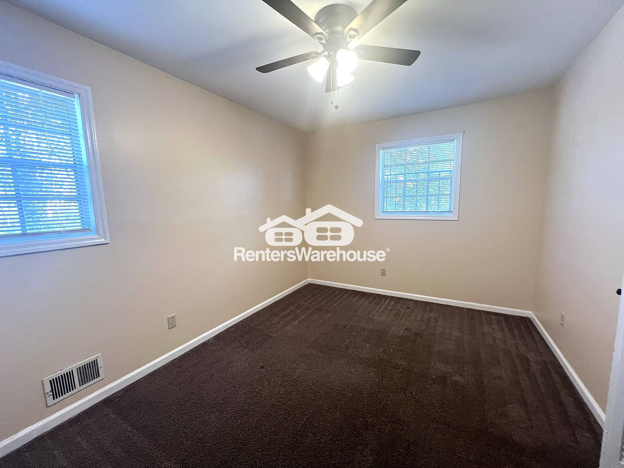 Building Photo - 3575 Leisure Ln
