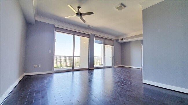 Building Photo - 3333 Allen Pkwy