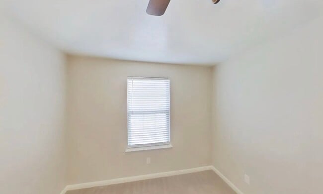 Building Photo - Warm, Welcoming, and Wonderfully Maintained 3-Bedroom Home