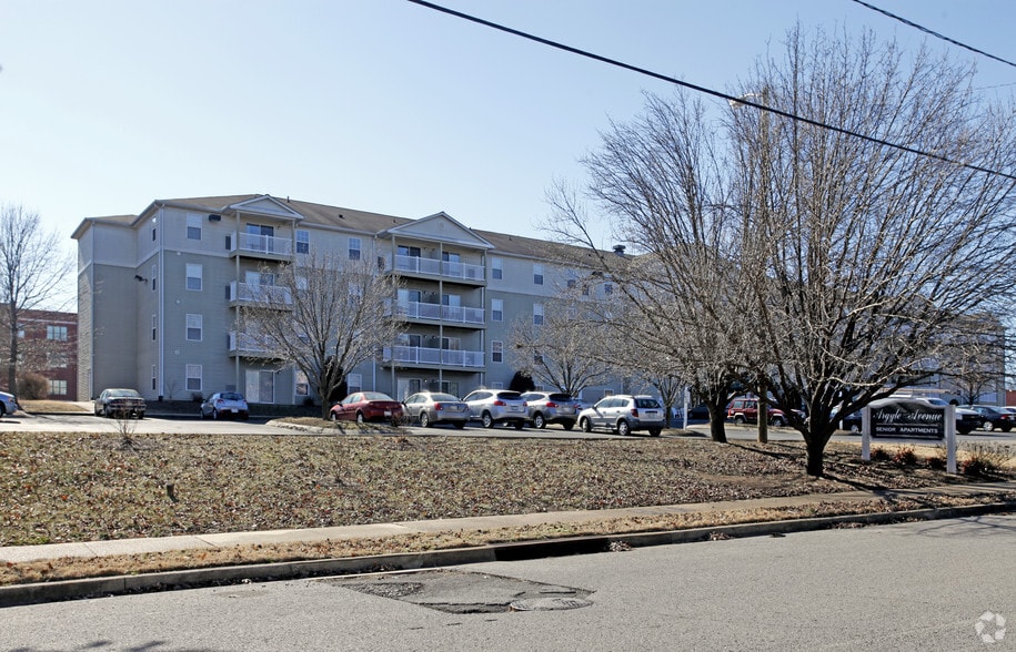 Building Photo - Argyle Avenue Apartments