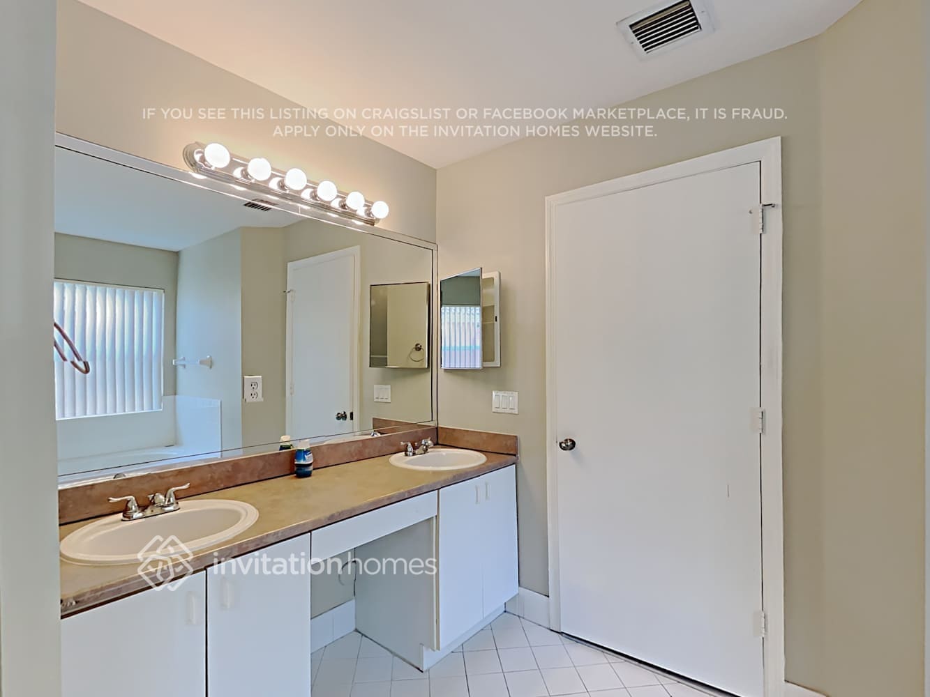 Building Photo - 10660 SW 21st St