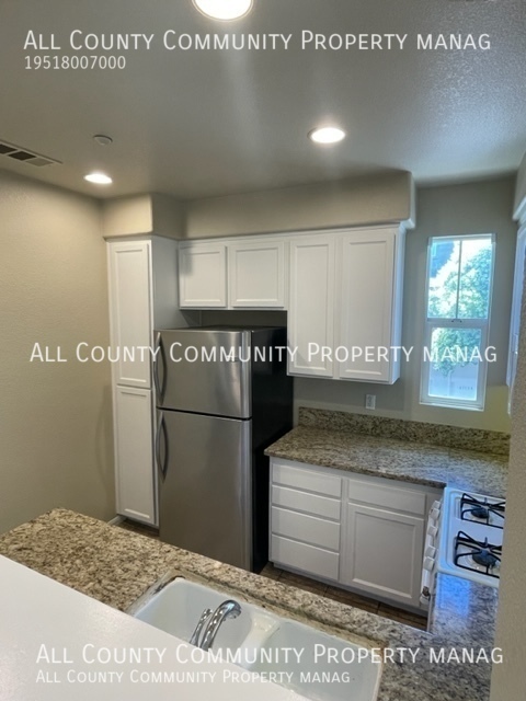 Building Photo - 2 Bedroom 2 Bathroom + Office Condo for Re...