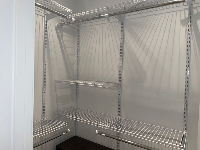 Building Photo - 3-Story Townhome in Historic Fourth Ward – Uptown Living