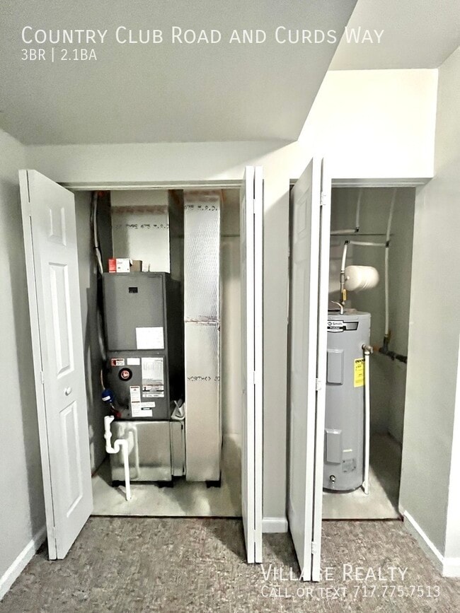 Building Photo - 703 Country Club Rd