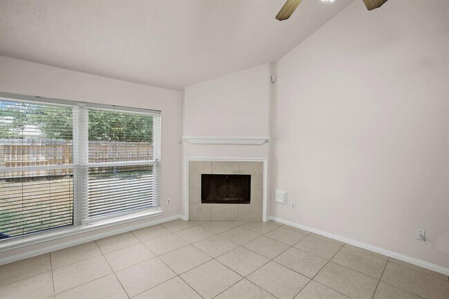 Building Photo - 3314 Foursome Ln