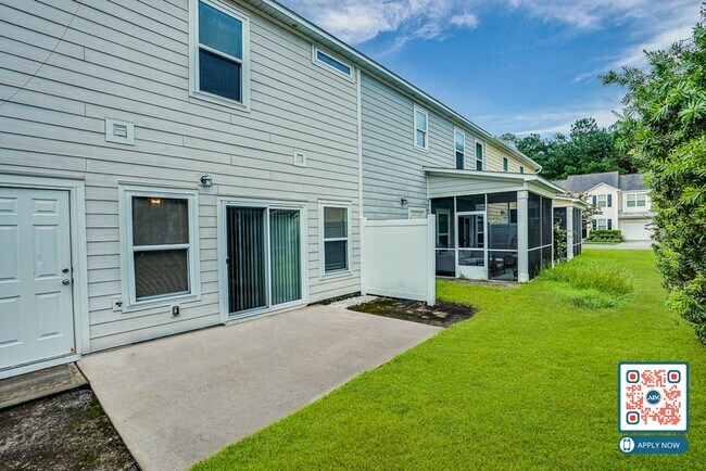 Building Photo - 1.5 Miles to Downtown Bluffton – Dive Into...