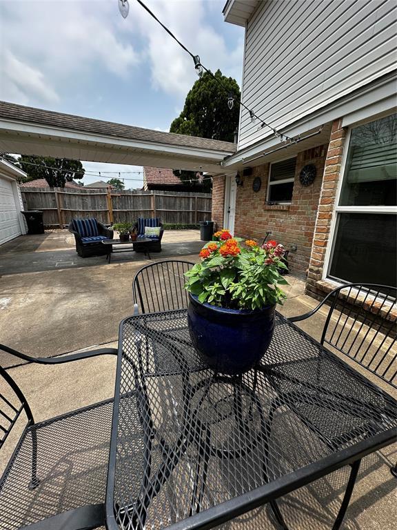Building Photo - 11503 Briar Rose Dr