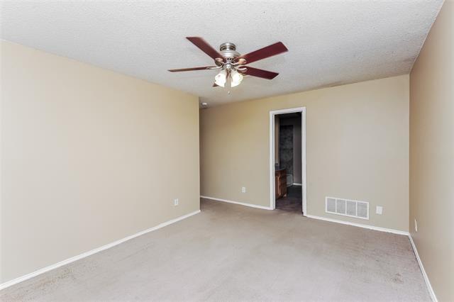 Building Photo - 1207 Cardinal Oaks Dr