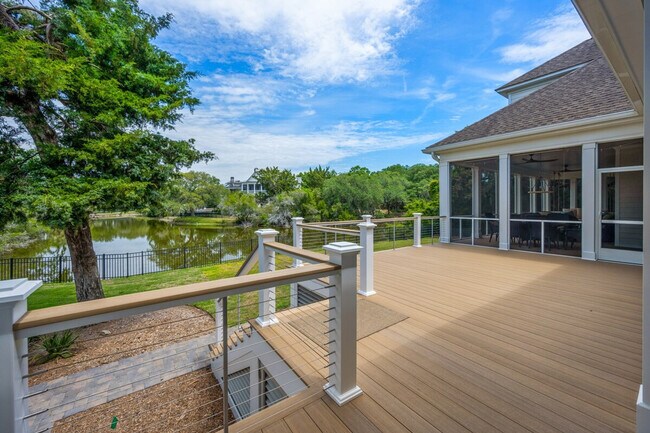 Building Photo - 297 Ocean Green Dr