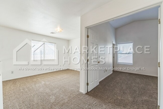 Building Photo - 9021 Iron Hitch Ave
