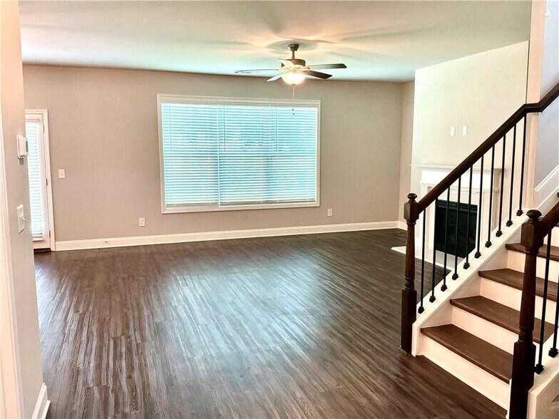 Building Photo - 3627 BRYANT Mdw Cir