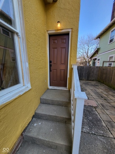 Building Photo - 1912 N Talbott St