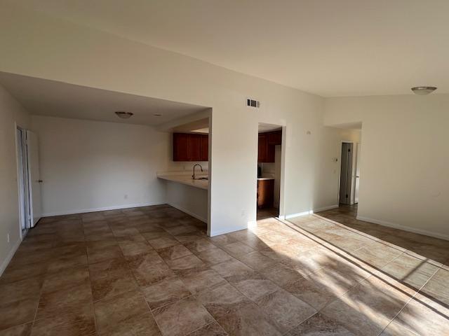 Building Photo - 4765 Mayten Ct