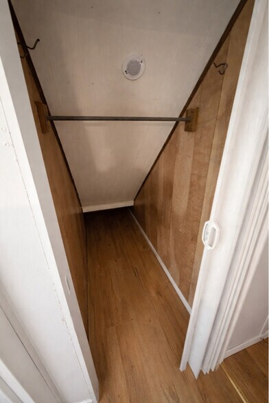 Building Photo - 25 Penn St